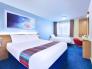 Travelodge Cardiff Central Queen Street Bedroom
