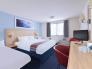 Travelodge Doncaster M18 M180 Bedroom
