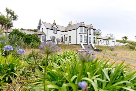 Image of the accommodation - YHA Lizard Point Lizard Point Cornwall TR12 7NT