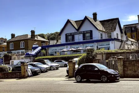 Image of the accommodation - Best Western New Holmwood Hotel Cowes Isle of Wight PO31 8BW