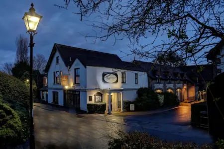Image of the accommodation - Best Western Plus Old Tollgate Hotel and Restaurant Steyning West Sussex BN44 3WE