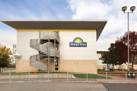 Image of the accommodation - Days Inn Leicester Forest East Leicester Leicestershire LE3 3GB