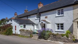 Syms Cottage - Wheddon Cross