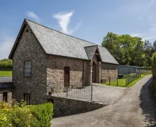 Yenworthy Barn, Countisbury, sleeps 10