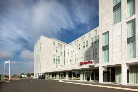 Image of the accommodation - Hampton By Hilton London Stansted Airport Stansted Mountfitchet Essex CM24 1QW
