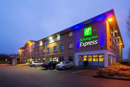 Image of the accommodation - Holiday Inn Express East Midlands Airport Castle Donington Leicestershire DE74 2TQ