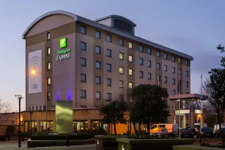Image of the accommodation - Holiday Inn Express London Wandsworth London Greater London SW18 1EG