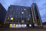 Holiday Inn Express Manchester City Centre Arena M4 5JY  