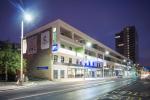 Holiday Inn Express Middlesbrough Centre Square TS1 2PA  Hotels in Haverton Hill