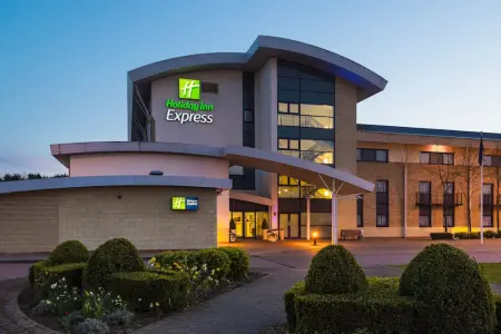 Image of the accommodation - Holiday Inn Express Northampton - South Northampton Northamptonshire NN4 5EZ