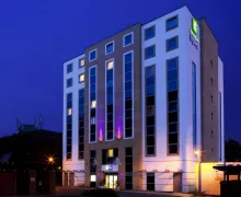 An external view of the Holiday Inn Express London Watford Junction