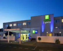 An external view of the Holiday Inn Express Norwich