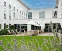 An external view of the Hvoco Winchester Hotel