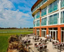 Lingfield, 4 star
