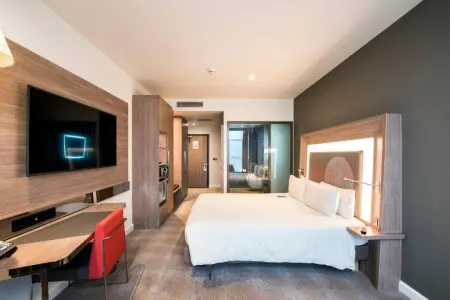 Image of the accommodation - Novotel London Heathrow Airport T1 T2 and T3 Hillingdon Greater London UB3 5AP