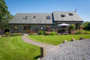 Image of the accommodation - Beudy Bach Bed & Breakfast Cross Hands Carmarthenshire SA14 6EB