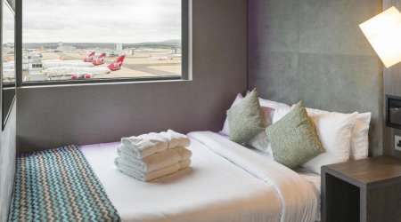 Image of the accommodation - Bloc Hotel London Gatwick Airport Gatwick Airport West Sussex RH6 0NN