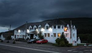 Image of - Bridge of Orchy Hotel