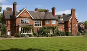 Image of the accommodation - Cantley House Hotel Wokingham Berkshire RG40 1JY
