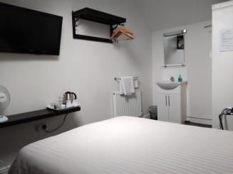 Image of the accommodation - Comfort Guest House Leicester Leicestershire LE2 0ND