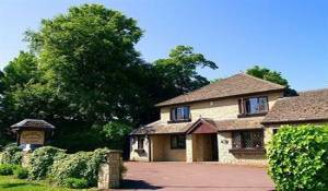 Image of - Cotswold House - Guest house