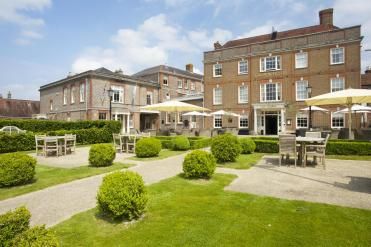 Image of the accommodation - Crown Hotel Blandford Forum Dorset DT11 7AJ