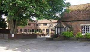 Image of the accommodation - Crown and Horns Inn Newbury Berkshire RG20 7LH