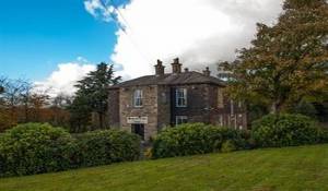 Image of the accommodation - Gomersal Lodge Hotel Cleckheaton West Yorkshire BD19 4PJ
