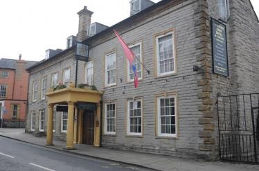 Image of - Langport Arms Hotel