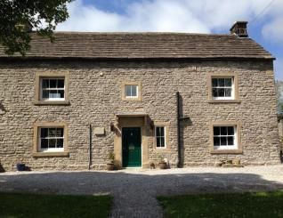 Image of the accommodation - Manor Farm Bed and Breakfast Buxton Derbyshire SK17 8RP