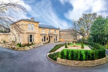 Image of the accommodation - Manor House Lindley Huddersfield West Yorkshire HD3 3JB