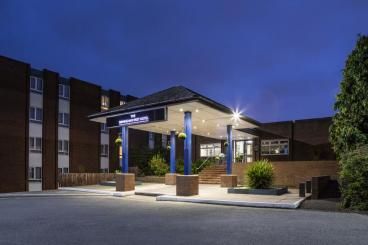 Image of the accommodation - Mercure Birmingham West Hotel West Bromwich West Midlands B70 6TU