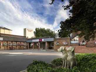 Image of the accommodation - Mercure Maidstone Great Danes Hotel Maidstone Kent ME17 1RE