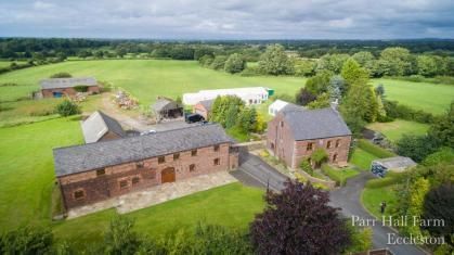 Image of the accommodation - Parr Hall Farm Bed and Breakfast Chorley Lancashire PR7 5SL