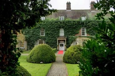 Image of the accommodation - Risley Hall Hotel Derby Derbyshire DE72 3SS