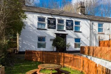 Image of the accommodation - Russell Scott Backpackers - Sheffield Sheffield South Yorkshire S6 3JU