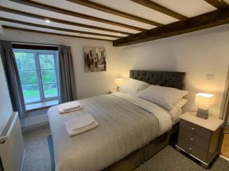 Image of the accommodation - Swan House Tea Room and Bed & Breakfast Lydney Gloucestershire GL15 6AD