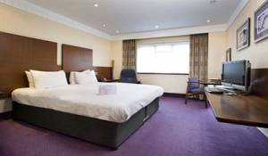 Image of the accommodation - Thatchers Hotel Leatherhead Surrey KT24 6TB