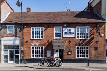 Image of the accommodation - The Dolphin Newbury Berkshire RG14 5DT