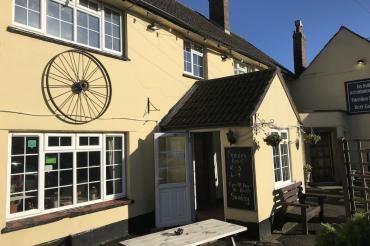 Image of the accommodation - The George Inn Ilminster Somerset TA19 0RW