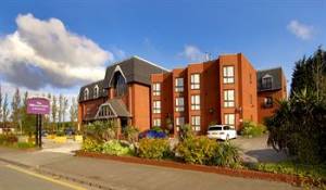 Image of the accommodation - The Hillcrest Hotel Widnes Cheshire WA8 9AR