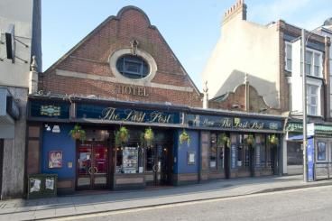Image of the accommodation - The Last Post Wetherspoon Hotel Southend-on-Sea Essex SS1 1AS