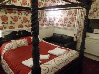 Image of the accommodation - The Lismore Hotel Banbury Oxfordshire OX16 9AJ