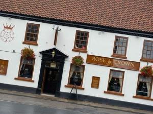 Image of - The Rose And Crown