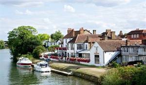 Image of the accommodation - The Swan Hotel Staines-upon-Thames Surrey TW18 3JB