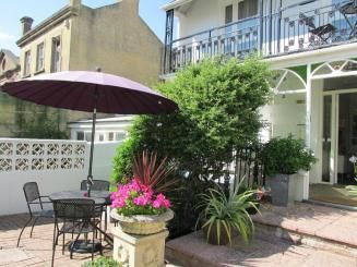 Image of the accommodation - The White House Brighton and Hove East Sussex BN2 1AN