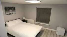 A A GUEST ROOMS Nightingale Chalet - London