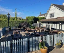 Chequers Country Inn - Lutterworth