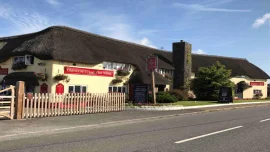 Greyhound Country Inn - Honiton