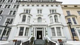 Iris Hotel - Llandudno